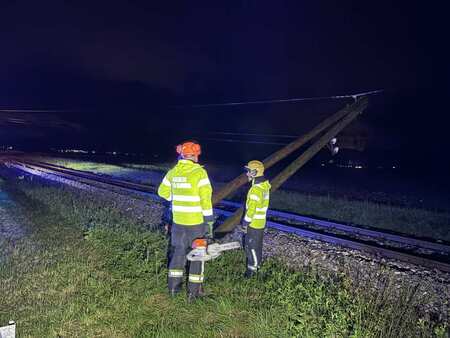 Včerajšnje neurje povzročilo številne intervencije na območju občine Kamnik (1)